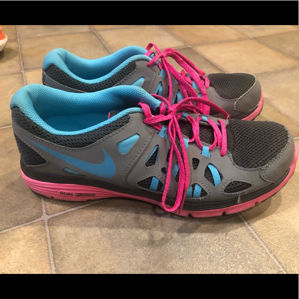 Grade school girls sneakers